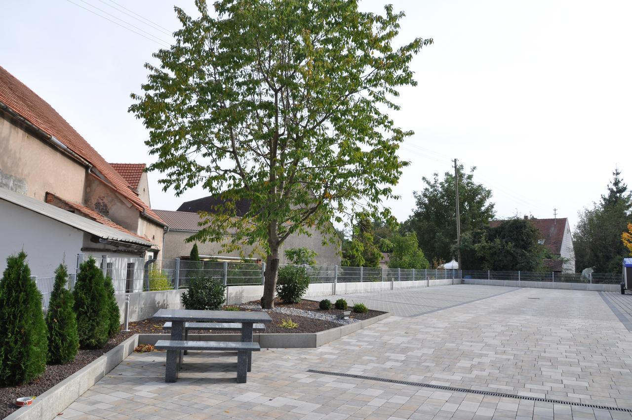 Goldener Schluessel Mit Gaestehaus Sina Nördlingen Εξωτερικό φωτογραφία