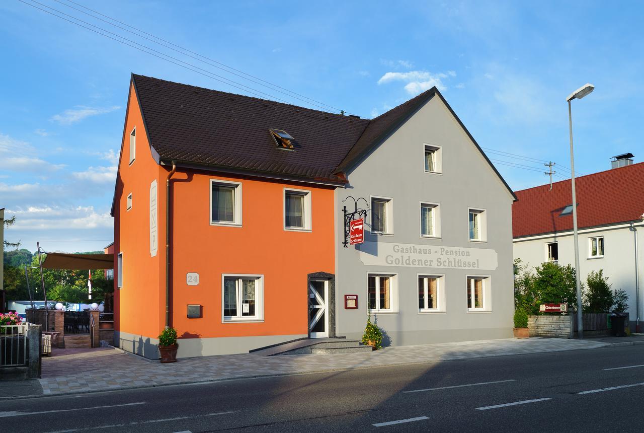 Goldener Schluessel Mit Gaestehaus Sina Nördlingen Εξωτερικό φωτογραφία